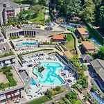 Parc & 4*
