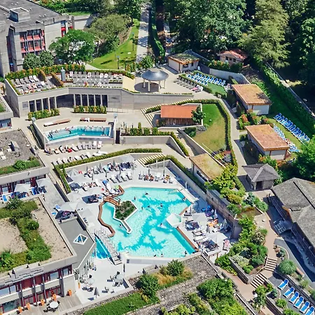 Parc & 4*
